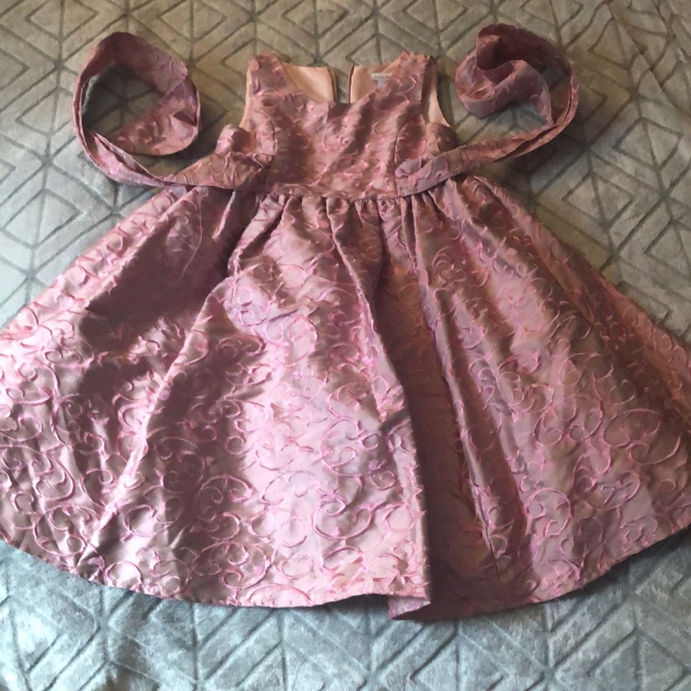 Girl 6 dress
